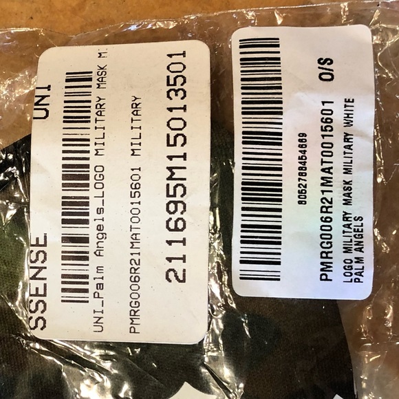 Brand New PALM ANGELS Green Camo Logo Mask BNIB - Picture 7 of 11